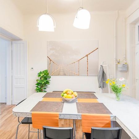 Appartamento Api Flat Budapest Esterno foto