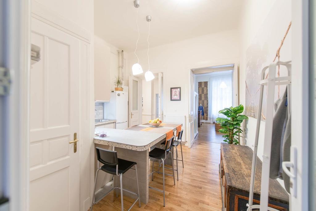 Appartamento Api Flat Budapest Esterno foto