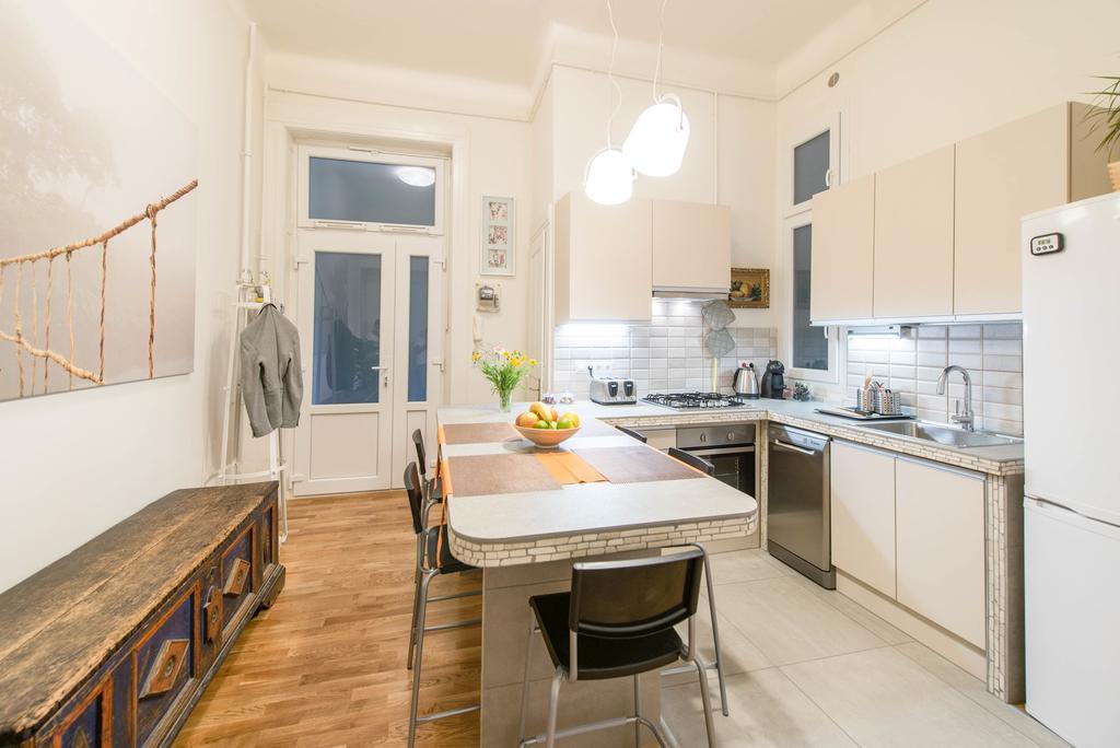 Appartamento Api Flat Budapest Esterno foto