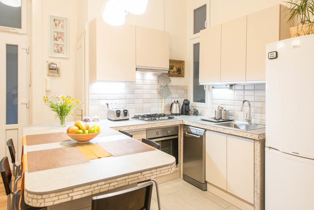 Appartamento Api Flat Budapest Esterno foto